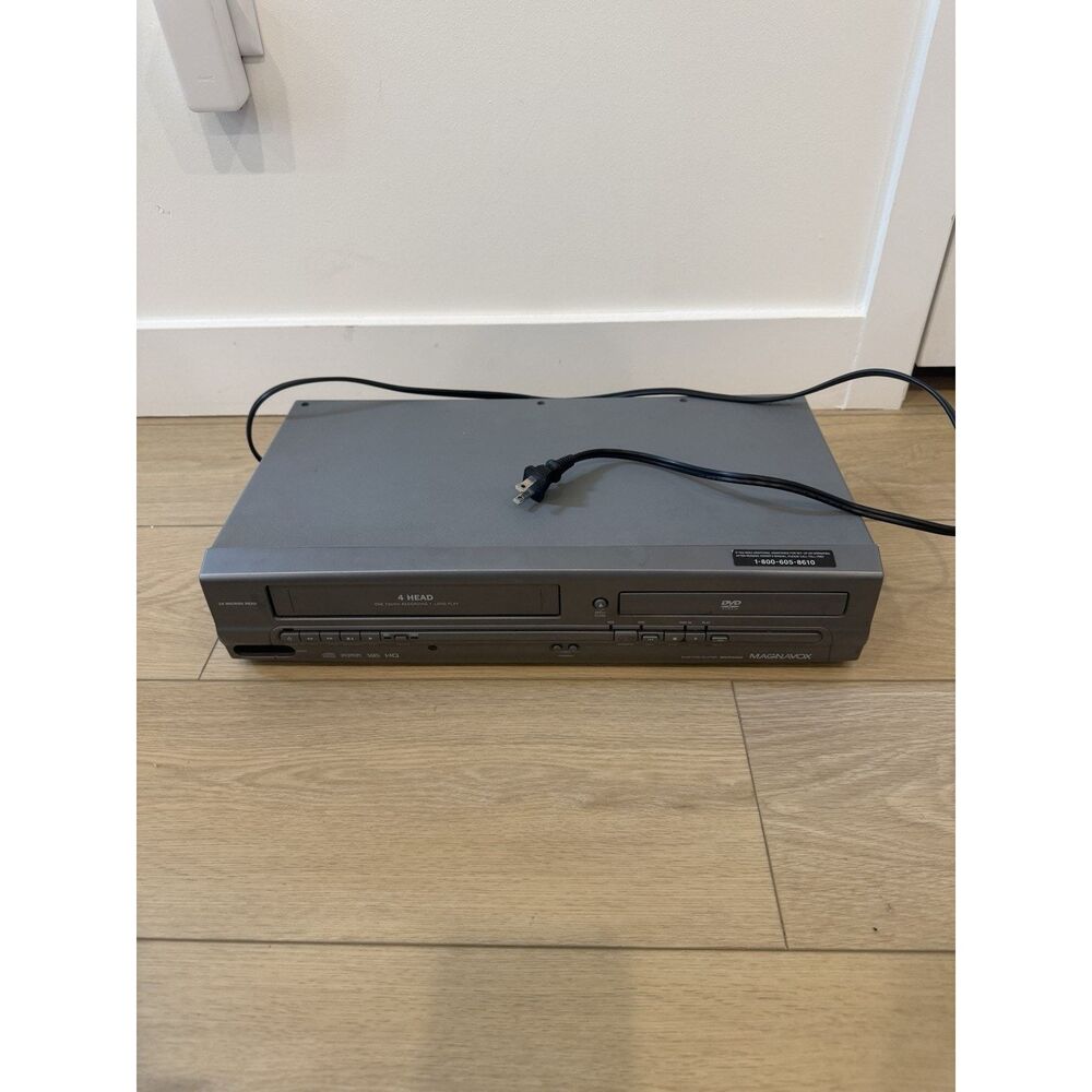 Magnavox MWD2205 DVD VCR Combo Player DVD Works VCR Does Not FOR PARTS AS IS